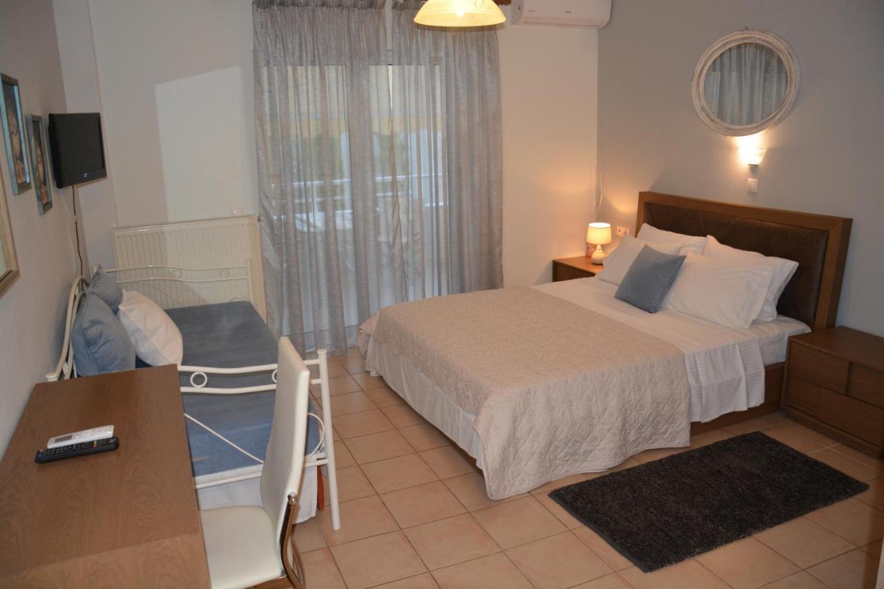 Michel Mar Studios & Apartments Neos Marmaras Bagian luar foto